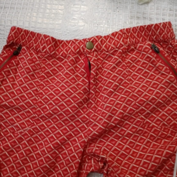 BOGO🆓 | Forever 21 Red Print MC Hammer Type Pants - Picture 8 of 11